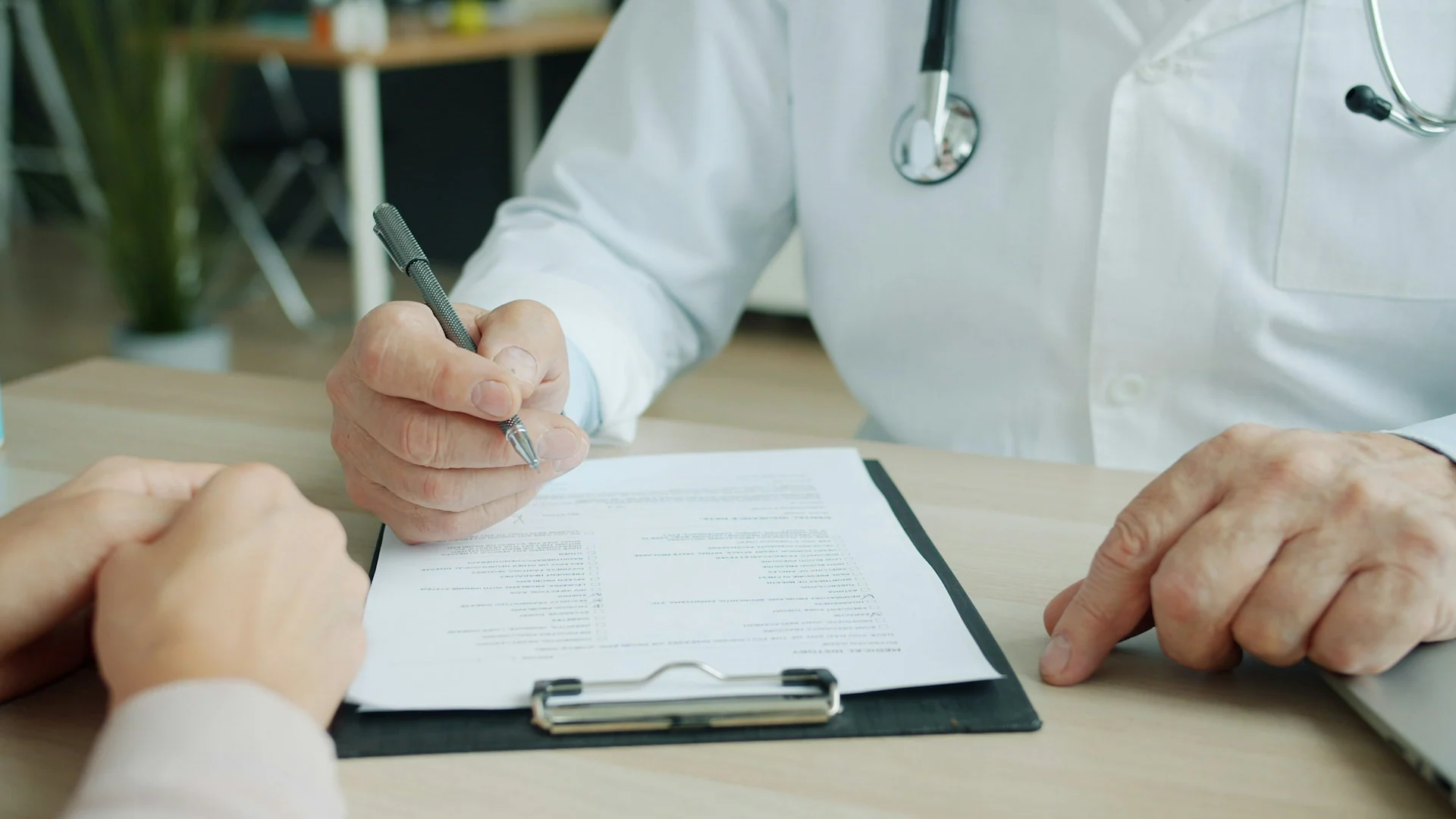 Neurologist and neuropathologist: what is the difference?
